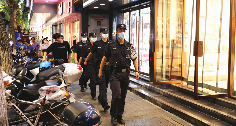 鄂州：严查严治不手软 第二次夏夜治安巡查宣防集中统一行动战果显着