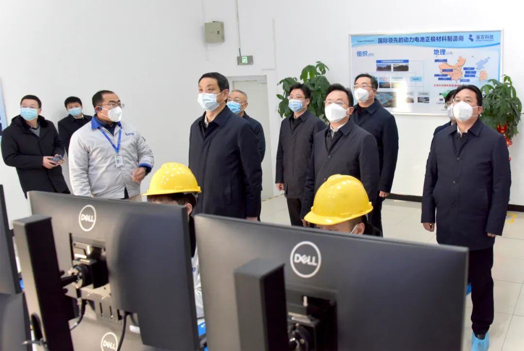 <a href="./xwzx/gdyw/202301/t20230128_520380.html">省经信厅调研我市工业企业春节期间生产运行和保供情况</a>